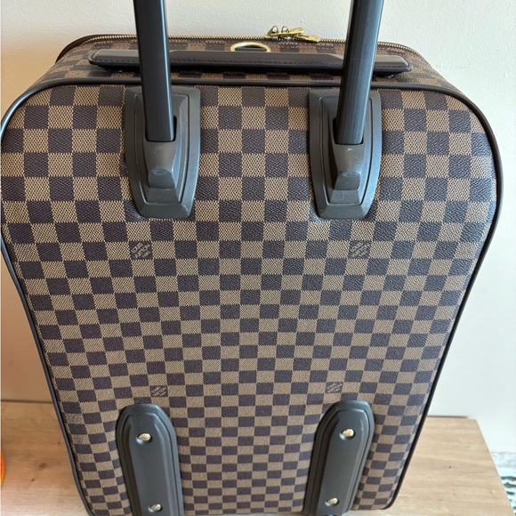 Authentic Louis Vuitton pegase 55 damier ebene carry in suitcase - Picture 5 of 9